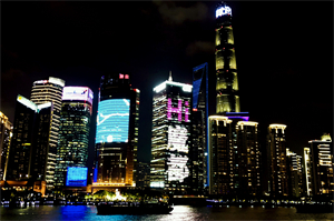 The warmth of tea's companionship, gathering the deep affection from Shanghai's tea houses